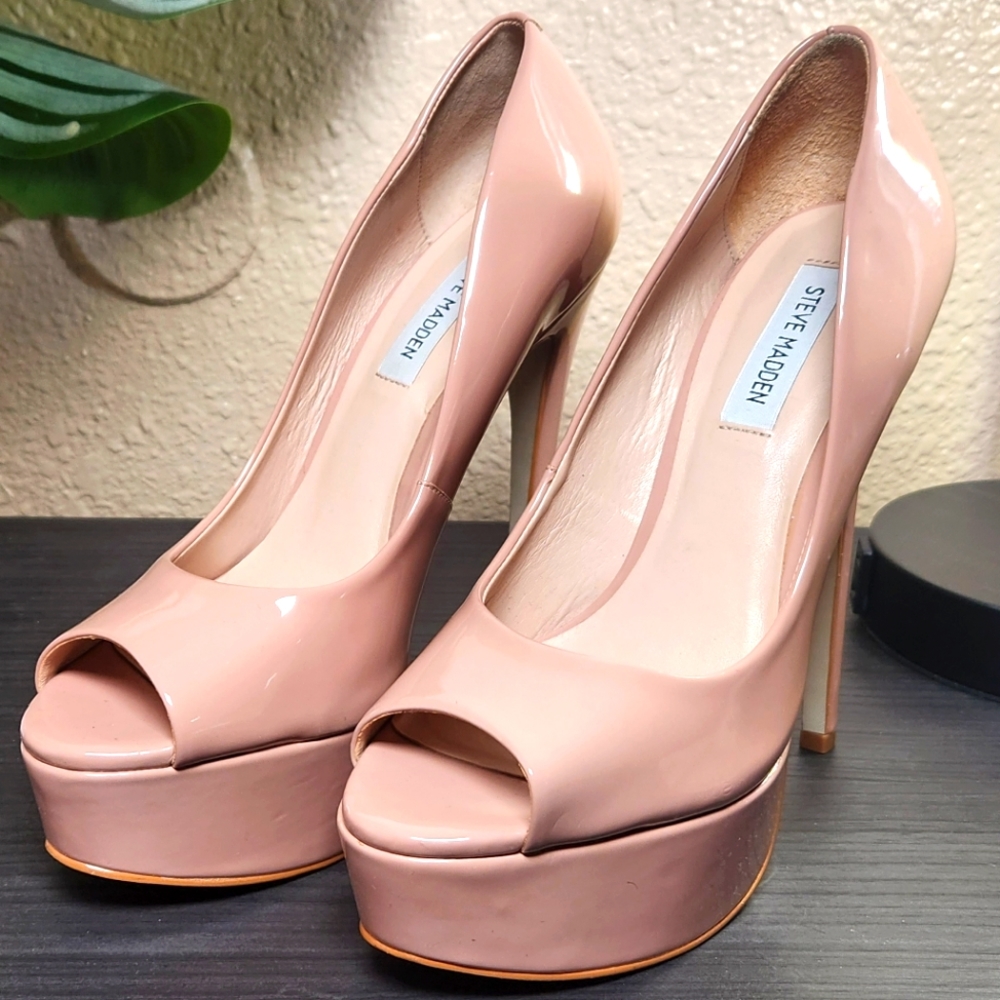 Steve Madden Blush Nude Deanna Peep toe Pumps Platform Heels